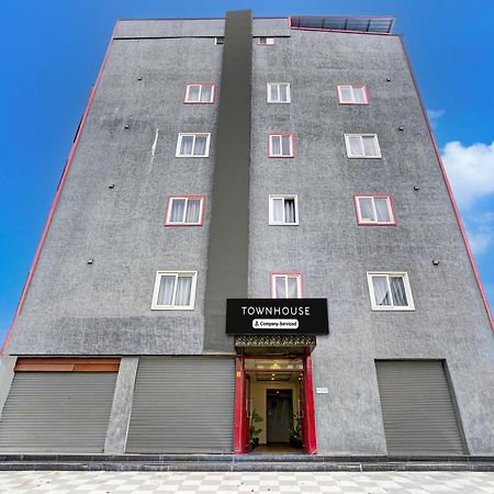 Super Townhouse Tirupati Hotel Eksteriør billede
