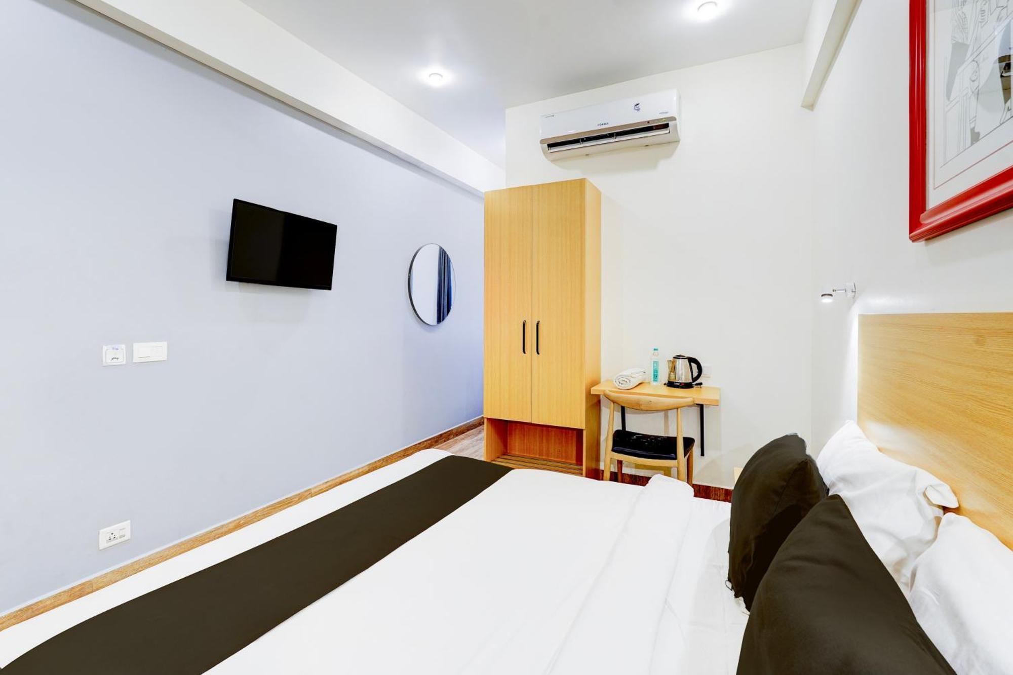 Super Townhouse Tirupati Hotel Eksteriør billede