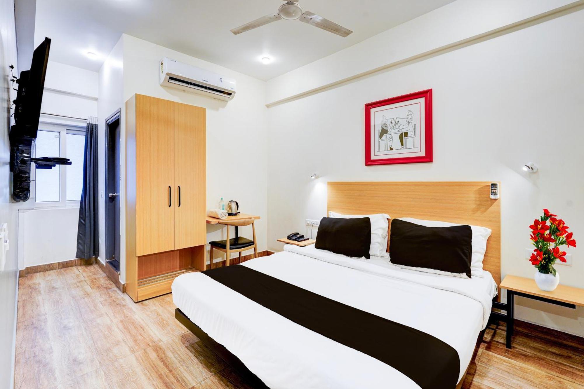 Super Townhouse Tirupati Hotel Eksteriør billede