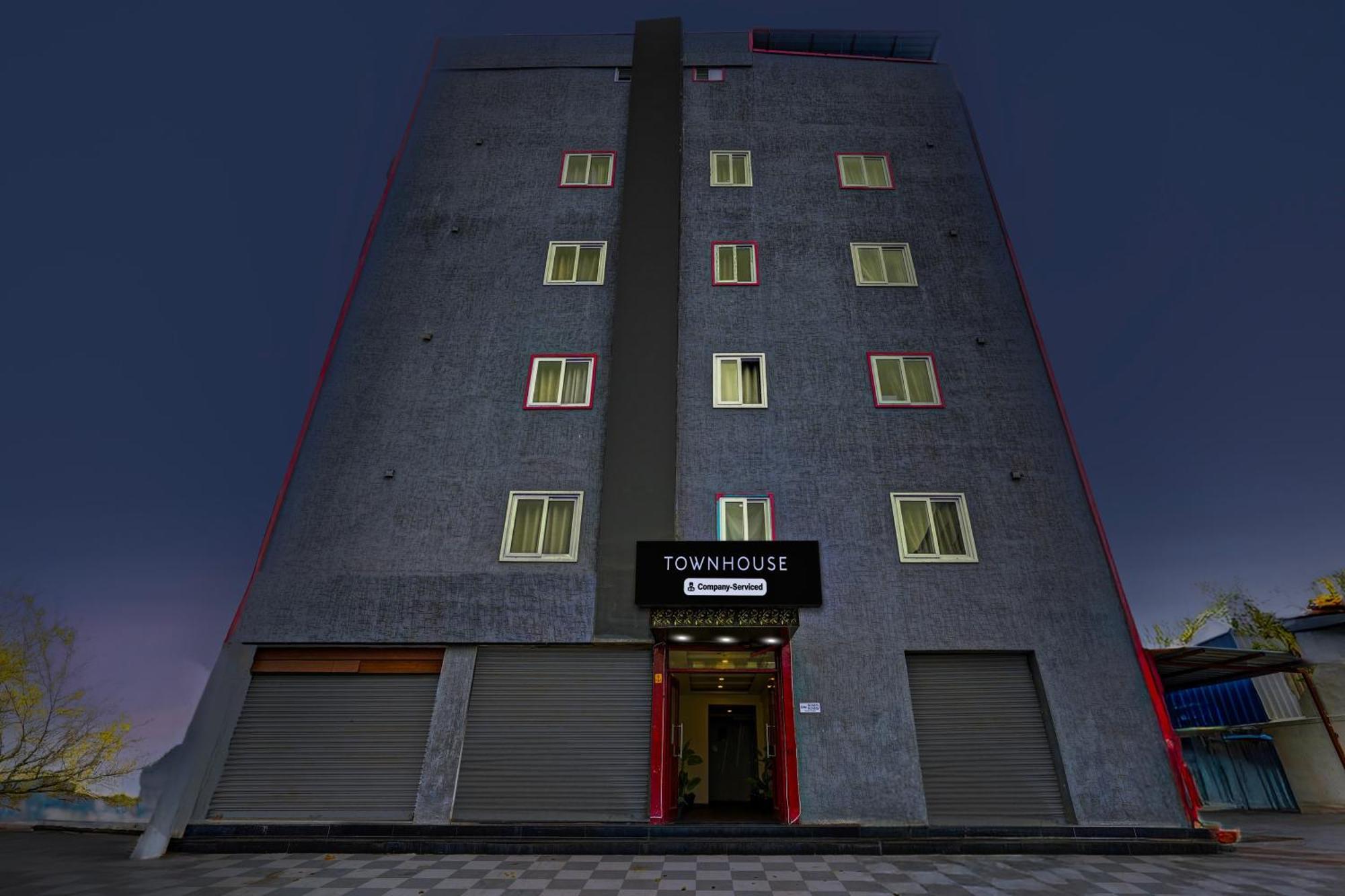 Super Townhouse Tirupati Hotel Eksteriør billede