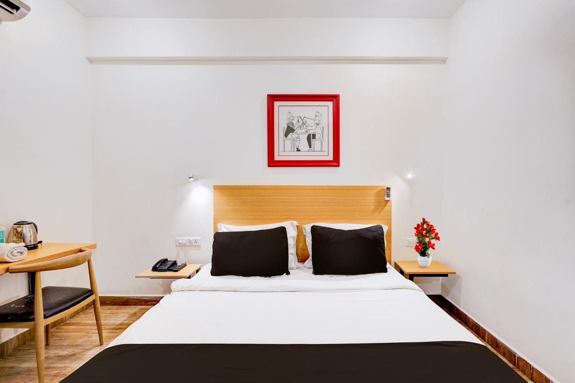 Super Townhouse Tirupati Hotel Eksteriør billede